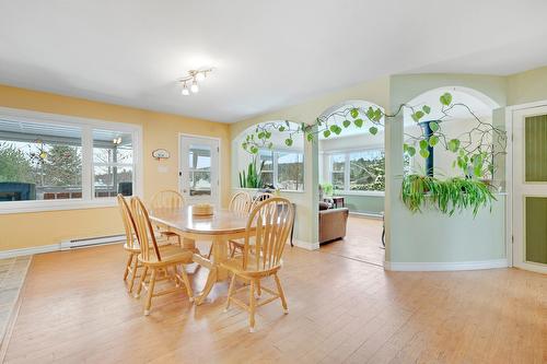 Vue d'ensemble - 150 Ch. Papp, Rivière-Rouge, QC - Indoor Photo Showing Dining Room