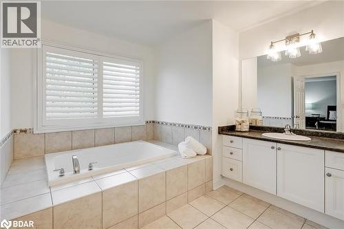 3339 Skipton Lane, Oakville, ON - Indoor Photo Showing Bathroom