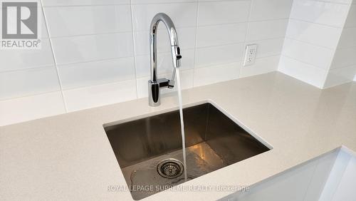 1005 - 27 Korda Gate, Vaughan, ON - Indoor