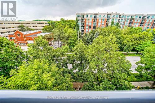 618 - 11 William Carson Crescent, Toronto, ON - Outdoor