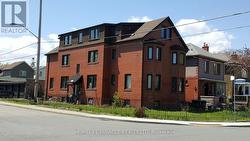 7 - 78 FIFTH STREET S  Toronto, ON M8V 2Z3