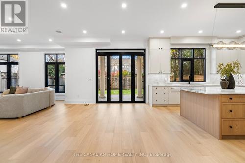 499 Rebecca Street, Oakville, ON - Indoor