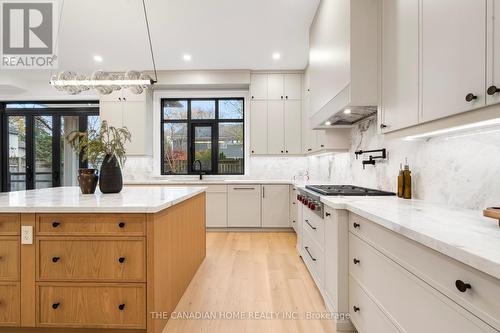 499 Rebecca Street, Oakville, ON - Indoor Photo Showing Kitchen With Upgraded Kitchen