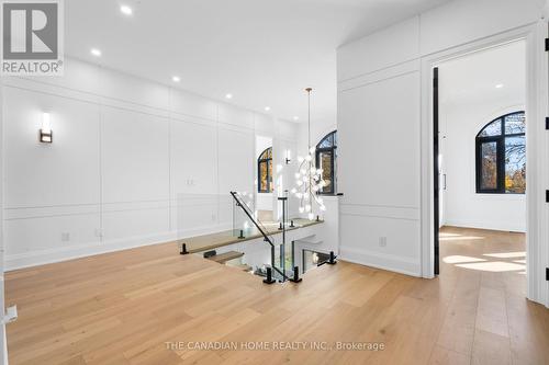 499 Rebecca Street, Oakville, ON - Indoor