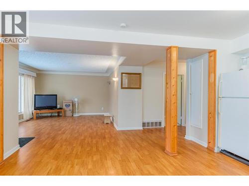 3404 4Th Avenue, Castlegar, BC - Indoor Photo Showing Other Room