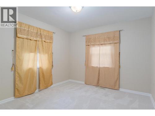 3404 4Th Avenue, Castlegar, BC - Indoor