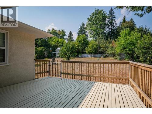3404 4Th Avenue, Castlegar, BC - Outdoor
