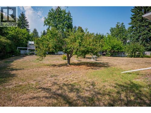 3404 4Th Avenue, Castlegar, BC - Outdoor