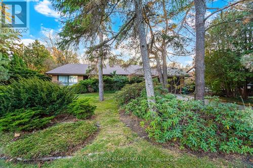 Strong possibility of lot severance! - 2264 Courrier Lane, Mississauga, ON - Outdoor