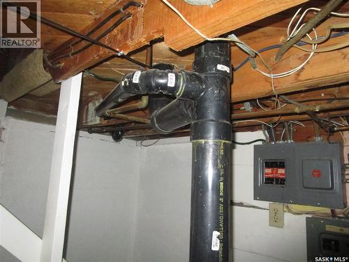 206 3Rd Avenue E, Assiniboia, SK - Indoor Photo Showing Basement