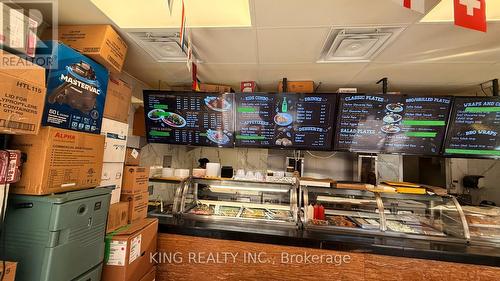 439 Yonge Street, Toronto, ON 