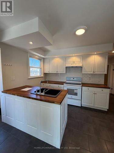 11 Garnet Street, St. Catharines, ON - Indoor Photo Showing Kitchen With Double Sink