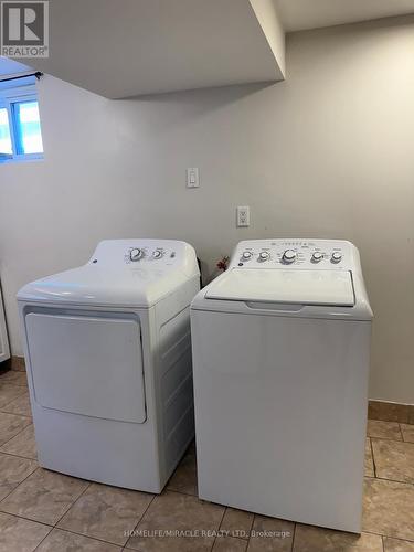 11 Garnet Street, St. Catharines, ON - Indoor Photo Showing Laundry Room