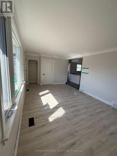 11 Garnet Street, St. Catharines, ON - Indoor Photo Showing Other Room