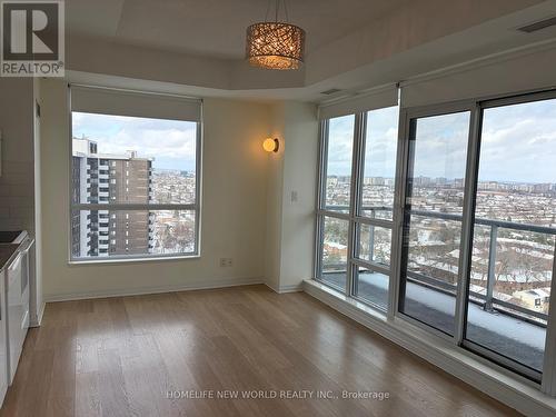 30 Herons Hill Way, Toronto, ON - Indoor Photo Showing Other Room