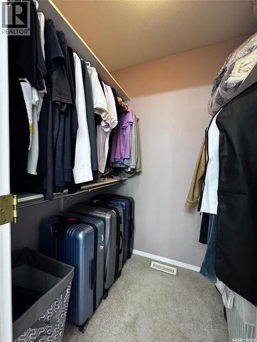 611 Le May Court, Saskatoon, SK - Indoor With Storage
