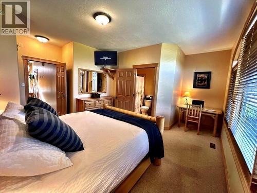 1000 North Star Drive Unit# 19, Kimberley, BC - Indoor Photo Showing Bedroom
