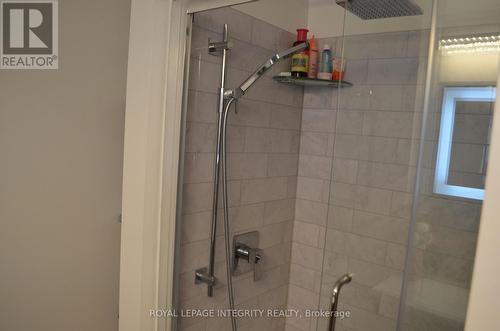 104 Esterlawn Private, Ottawa, ON - Indoor Photo Showing Bathroom