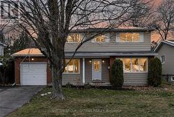25 SOUTHPARK DRIVE  Ottawa, ON K1B 3B8
