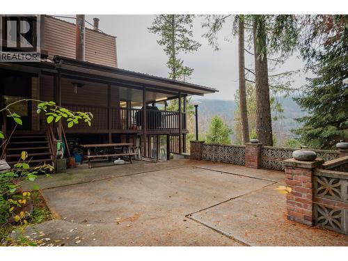2071 Massie Road, Christina Lake, BC - Outdoor