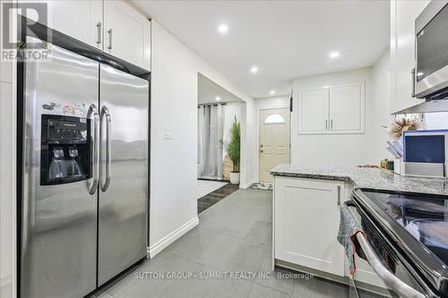 107 Deschene Avenue, Hamilton, ON - Indoor Photo Showing Kitchen
