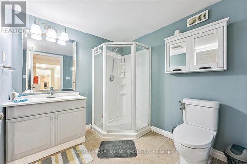 107 Deschene Avenue, Hamilton, ON - Indoor Photo Showing Bathroom