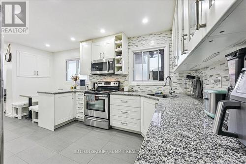 107 Deschene Avenue, Hamilton, ON - Indoor Photo Showing Kitchen