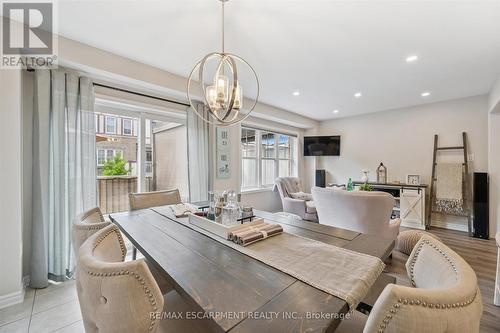 80 - 22 Spring Creek Drive, Hamilton, ON - Indoor Photo Showing Dining Room