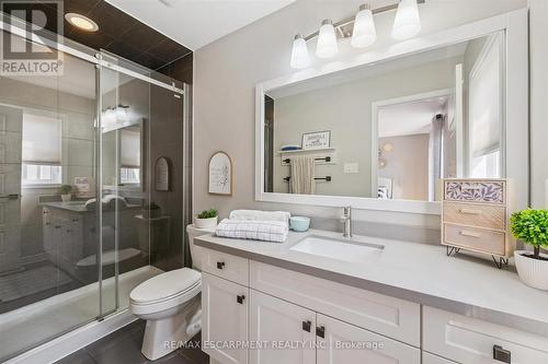 80 - 22 Spring Creek Drive, Hamilton, ON - Indoor Photo Showing Bathroom