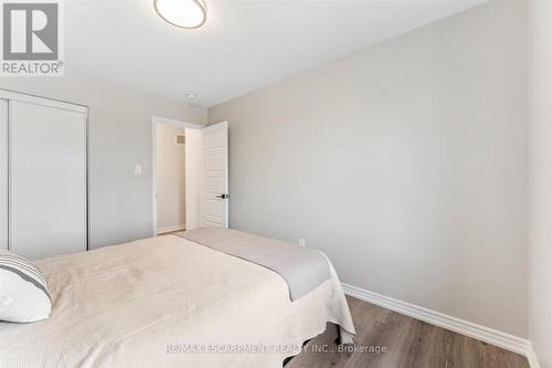 80 - 22 Spring Creek Drive, Hamilton, ON - Indoor Photo Showing Bedroom