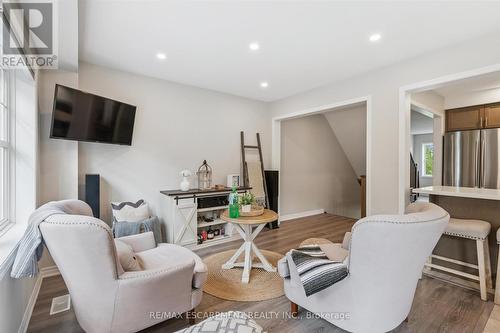 80 - 22 Spring Creek Drive, Hamilton, ON - Indoor