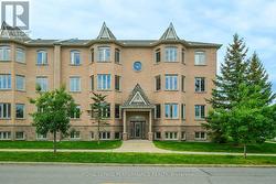 6 - 190 RUSTIC HILLS CRESCENT  Ottawa, ON K4A 0B9