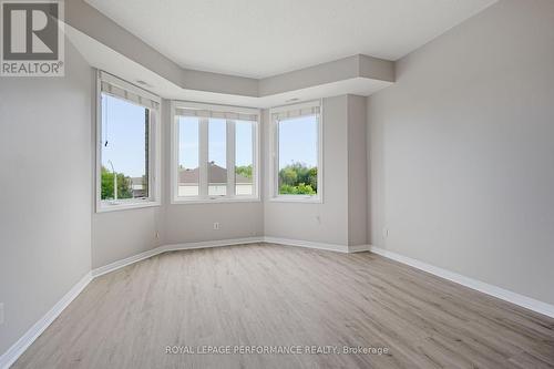 6 - 190 Rustic Hills Crescent, Ottawa, ON - Indoor Photo Showing Other Room