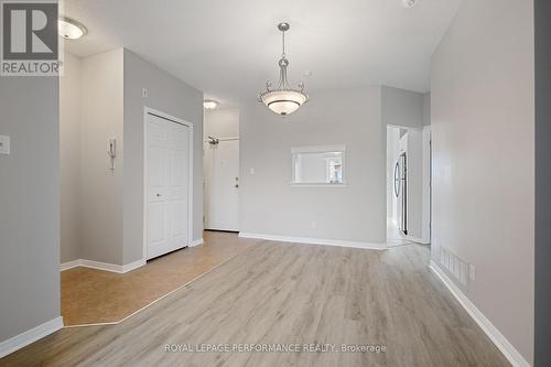 6 - 190 Rustic Hills Crescent, Ottawa, ON - Indoor Photo Showing Other Room