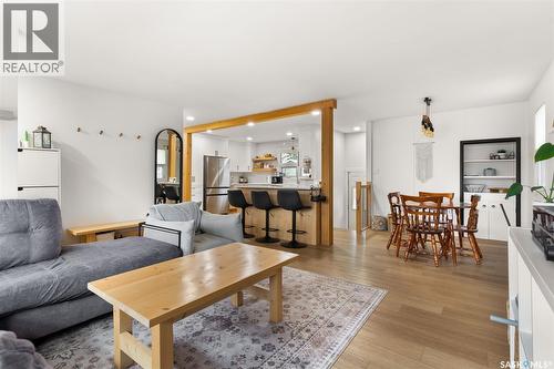97 Darke Crescent, Regina, SK - Indoor Photo Showing Living Room