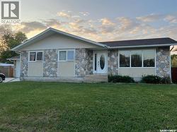 1016 Carlton DRIVE  Esterhazy, SK S0A 0X0