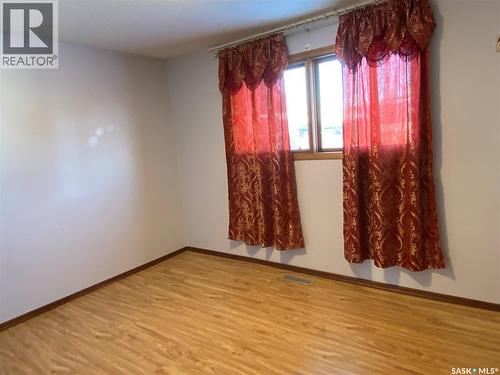 1016 Carlton Drive, Esterhazy, SK - Indoor Photo Showing Other Room