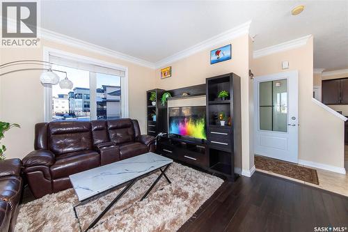 28 118 Hampton Circle, Saskatoon, SK - Indoor Photo Showing Living Room