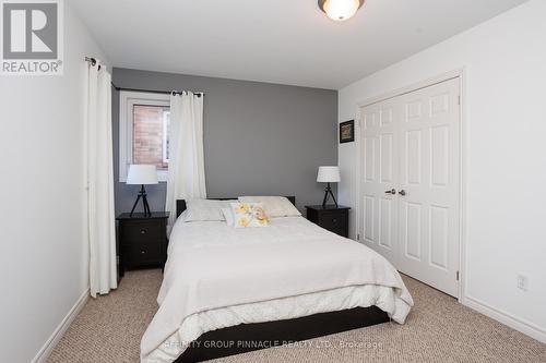 31 Ellis Crescent, Kawartha Lakes (Lindsay), ON - Indoor Photo Showing Bedroom