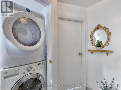 Apt #2 - 1460 Davenport Road, Toronto, ON - Indoor Photo Showing Laundry Room
