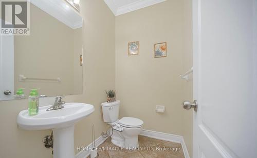 2 Roycrest Street, Brampton, ON - Indoor Photo Showing Bathroom