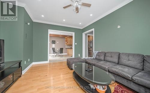 2 Roycrest Street, Brampton, ON - Indoor Photo Showing Living Room