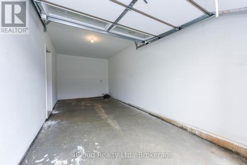 1217 Ferguson Drive, Milton, ON - Indoor Photo Showing Garage