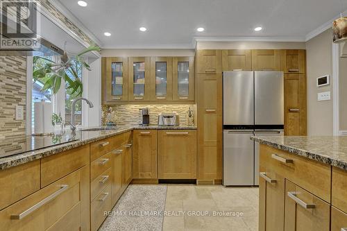 1865 Elmridge Drive, Ottawa, ON - Indoor Photo Showing Kitchen