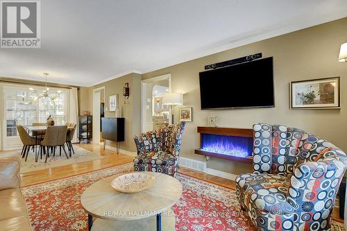 1865 Elmridge Drive, Ottawa, ON - Indoor Photo Showing Living Room