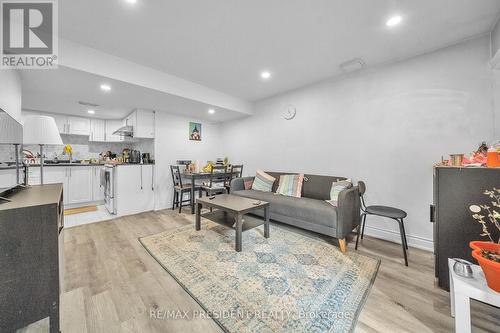 342 Panhellenic Drive, Mississauga, ON - Indoor