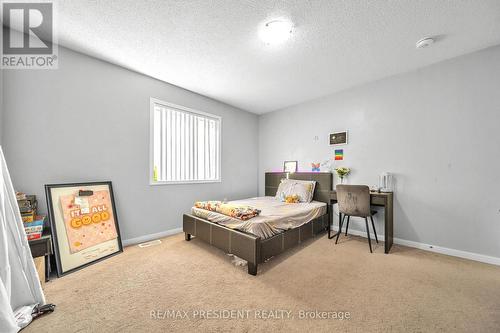342 Panhellenic Drive, Mississauga, ON - Indoor Photo Showing Bedroom