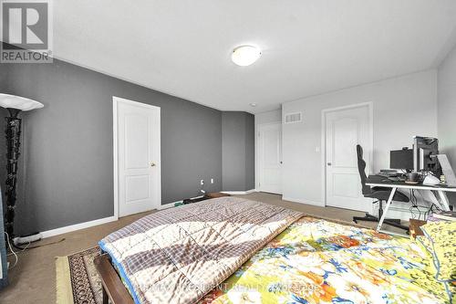 342 Panhellenic Drive, Mississauga, ON - Indoor Photo Showing Bedroom