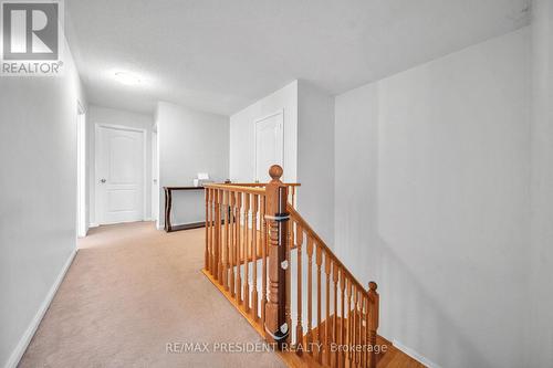 342 Panhellenic Drive, Mississauga, ON - Indoor Photo Showing Other Room