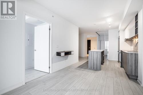 415 - 31 Tippett Road, Toronto, ON - Indoor